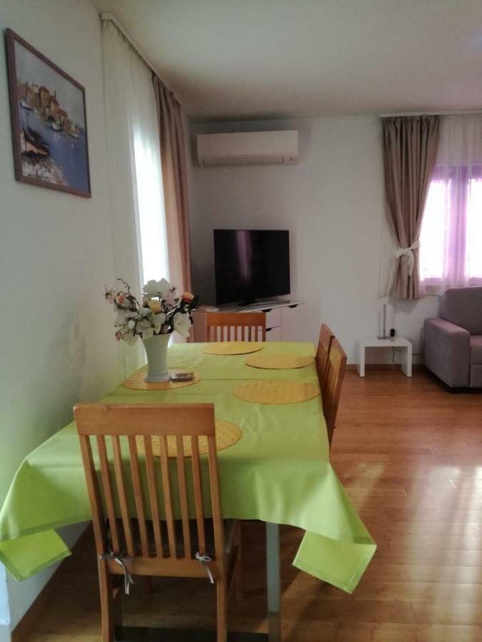Apartments Villa Sophia تروغير المظهر الخارجي الصورة